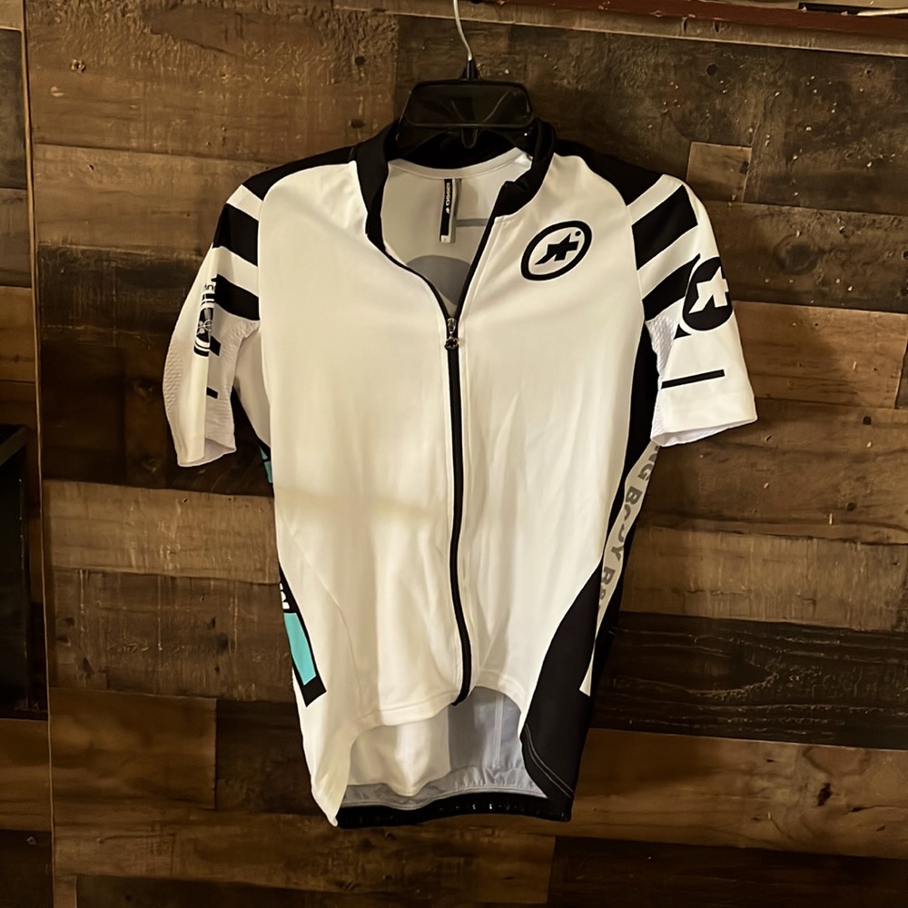 Mens Assos cycling jersey